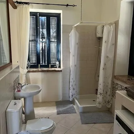 Cozy 2-bedroom Cyprus Retreat Apartamento