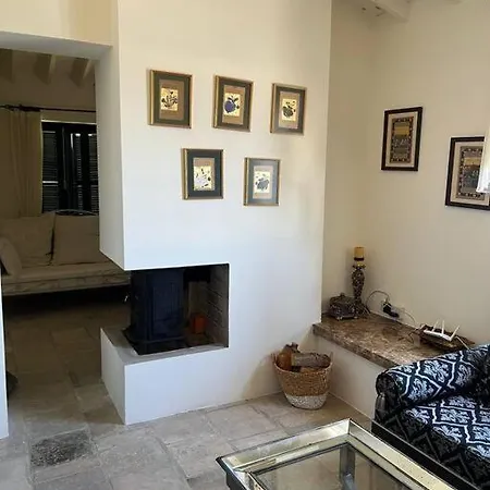 Cozy 2-bedroom Cyprus Retreat Apartment *